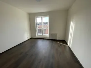 Pronájem bytu 2+kk, Praha - Žižkov, Husitská, 45 m2