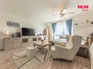 Pronájem bytu 1+kk, Praha, Švihovská, 37 m2