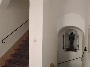 Pronájem kanceláře, Praha - Staré Město, Týnská, 114 m2