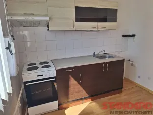 Pronájem bytu 1+1, Plzeň, Částkova, 32 m2