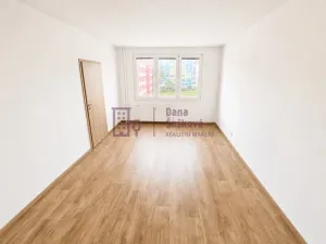 Prodej bytu 1+1, Jindřichův Hradec, sídliště Vajgar, 42 m2