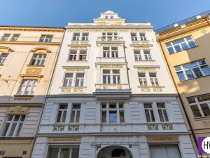 Prodej bytu 1+kk, Praha, Školská, 21 m2
