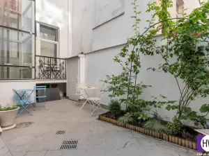Prodej ubytování, Praha, Školská, 21 m2