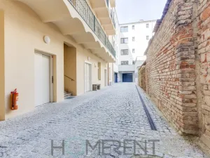 Pronájem bytu 1+kk, Praha, Vyšehradská, 37 m2