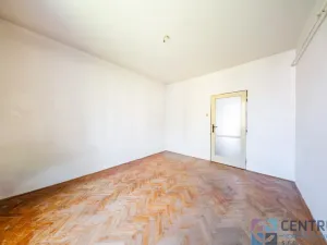 Prodej bytu 2+1, Rychnov u Jablonce nad Nisou, nám. Míru, 53 m2