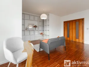 Prodej bytu 3+1, Praha - Žižkov, Mezi domky, 110 m2