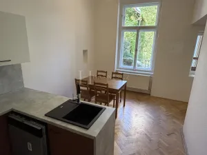 Pronájem bytu 3+1, Praha - Smíchov, Na bělidle, 110 m2