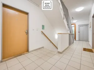 Prodej bytu 3+1, Praha - Zličín, Lipovská, 70 m2
