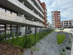 Pronájem bytu 1+kk, Praha - Vysočany, Gerstelova, 48 m2