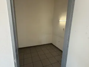 Pronájem obchodního prostoru, Praha - Michle, 323 m2