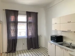 Pronájem bytu 3+1, Praha - Bubeneč, Čs. armády, 113 m2