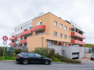 Prodej bytu 1+kk, Praha - Kyje, Federova, 53 m2