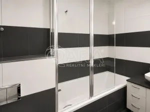 Prodej bytu 1+kk, Praha - Smíchov, Jindřicha Plachty, 40 m2
