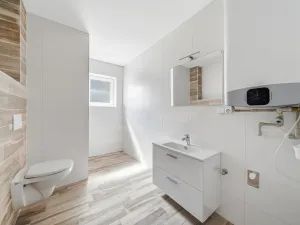 Prodej bytu 2+kk, Bahnhofstraße,Groß-Siegharts,Rakousko, 53 m2