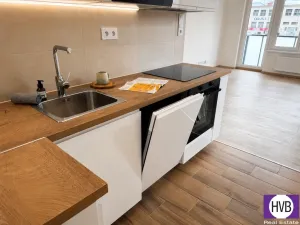 Prodej bytu 2+kk, Praha, Arnošta Staňka, 41 m2