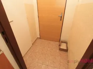 Pronájem bytu 1+1, Praha - Žižkov, Blahníkova, 40 m2