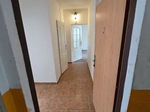 Prodej bytu 3+1, Postoloprty, Jiráskovo náměstí, 65 m2