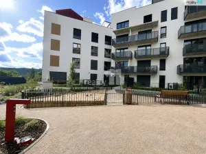 Prodej bytu 2+kk, Praha, Kolmanova, 51 m2