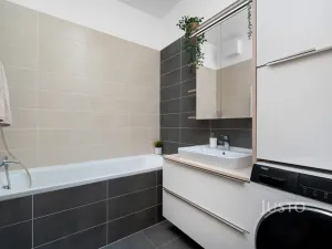 Prodej bytu 3+kk, Rosice, Karla IV., 77 m2