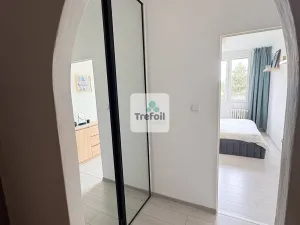 Prodej bytu 2+kk, Praha, Bazovského, 45 m2