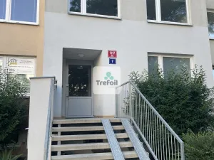 Prodej bytu 2+kk, Praha, Bazovského, 45 m2