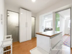 Pronájem bytu 2+1, Praha - Vokovice, Kladenská, 49 m2