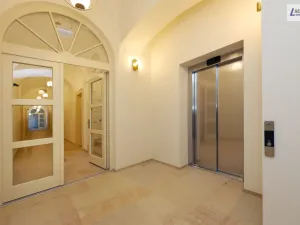 Pronájem bytu 1+kk, Jince, Slavíkova, 38 m2