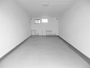 Pronájem garáže, Jindřichův Hradec - Jindřichův Hradec II, Jarošovská, 20 m2