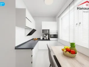 Prodej bytu 3+1, Děčín - Děčín III-Staré Město, Jezdecká, 67 m2