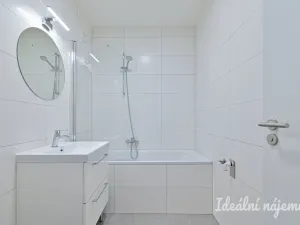 Pronájem bytu 1+1, Brno, Slovinská, 45 m2