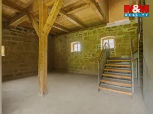 Prodej chalupy, Blíževedly, 340 m2