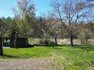 Prodej rodinného domu, Rovensko pod Troskami, 252 m2