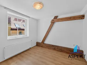 Pronájem bytu 2+kk, Praha - Holešovice, Tovární, 64 m2
