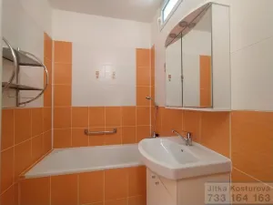 Pronájem bytu 2+1, Bruntál, Jesenická, 55 m2
