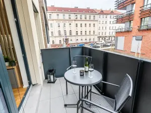 Pronájem bytu 1+kk, Praha - Žižkov, Seifertova, 31 m2