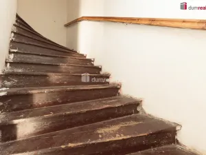 Prodej rodinného domu, Králův Dvůr, 5. května, 360 m2