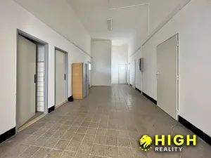 Pronájem kanceláře, Dýšina, 490 m2