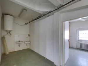 Pronájem skladu, Chodov, Tovární, 720 m2