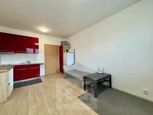 Pronájem bytu 2+kk, Zlín, U Trojáku, 36 m2