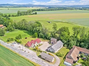 Prodej obchodního prostoru, Jičín, 286 m2