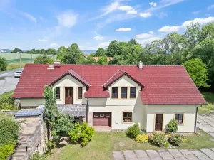 Prodej obchodního prostoru, Jičín, 286 m2