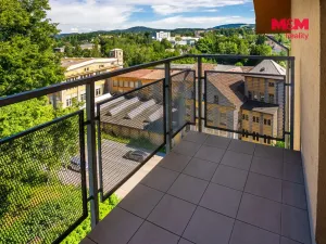 Prodej bytu 2+kk, Liberec - Liberec VI-Rochlice, Nádvorní, 76 m2