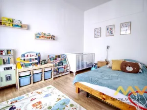Pronájem bytu 3+1, Hradec Králové, Nerudova, 95 m2