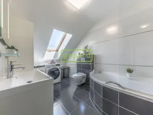 Prodej bytu 4+kk, Jiřice, 92 m2