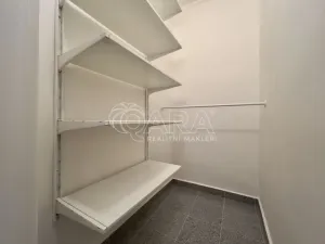 Pronájem bytu 1+kk, Brno - Lesná, Brožíkova, 36 m2