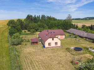 Prodej zemědělské usedlosti, Bělčice, 290 m2