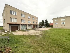 Pronájem bytu 1+kk, Neumětely, Příbramská, 27 m2