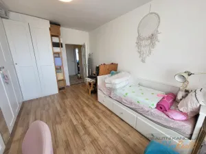 Prodej bytu 3+1, Rosice, Kaštanová, 78 m2