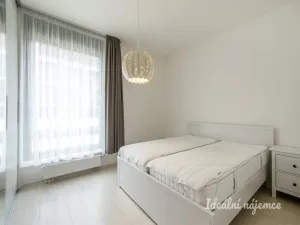 Pronájem bytu 3+kk, Praha - Prosek, Žitenická, 68 m2