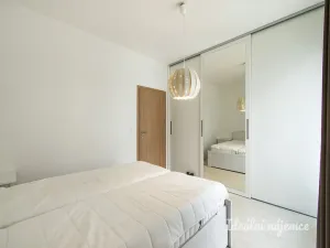 Pronájem bytu 3+kk, Praha - Prosek, Žitenická, 68 m2